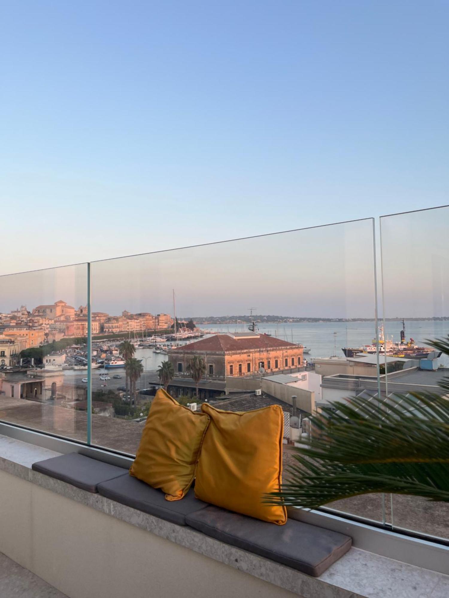 La Terrazza Sul Porto Syracuse Exterior foto